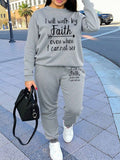 Set di due pezzi con felpa con cappuccio, felpa con cappuccio da donna taglie forti con motivo slogan