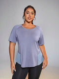 T-shirt Atletica A Maniche Corte Raglan In Tinta Unita Per Donne Di Taglia Grande