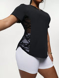 Maglietta sportiva da donna con scollo a equipaggio, maniche corte, inserti in rete geometrici, top per l'allenamento