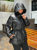 Giacca casual con cappuccio e tasche, manica lunga, colore nero, taglie comode per donna